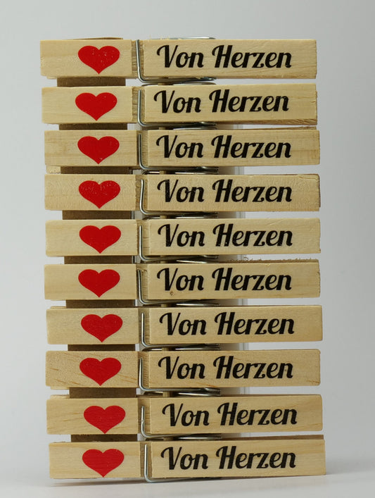 Holz Wäscheklammern  Von Herzen  Wäscheklammer bedruckt mit Herz, Tischkarte, Gastgeschenk, Anstecker für Hochzeit
